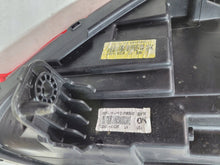 Load image into Gallery viewer, Frontscheinwerfer Hyundai Staria 92101CG000 Links Scheinwerfer Headlight SCH6735845230jl