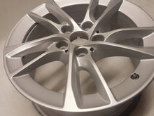 Laden Sie das Bild in den Galerie-Viewer, 1x Alufelge 16 Zoll 7.0" 5x112 47ET Glanz Silber 6855083 BMW F40 Rim Wheel FEL9984805688os