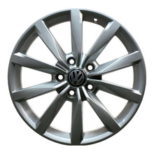 Load image into Gallery viewer, 1x Alufelge 17 Zoll 6.0&quot; 5x112 48ET Glanz Silber 5G0601025K Vw Rim Wheel