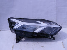 Laden Sie das Bild in den Galerie-Viewer, Frontscheinwerfer Dacia Sandero III Logan 260107920R LED Rechts Headlight