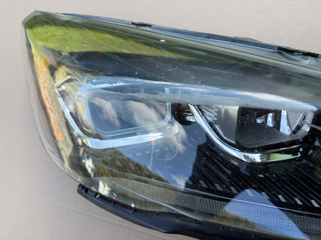 Frontscheinwerfer Ford Kuga II GV41-130154-EC Xenon Rechts Headlight SCH4607820230oy