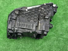 Laden Sie das Bild in den Galerie-Viewer, Frontscheinwerfer BMW F26 X3 F25 7410842-01LL Full LED Rechts Headlight SCH6913249806st