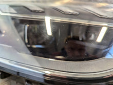 Laden Sie das Bild in den Galerie-Viewer, Frontscheinwerfer Audi A4 8W0941034D LED Rechts Scheinwerfer Headlight