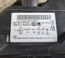 Laden Sie das Bild in den Galerie-Viewer, Frontscheinwerfer Skoda Superb III 3V1941015A Xenon Links Scheinwerfer Headlight