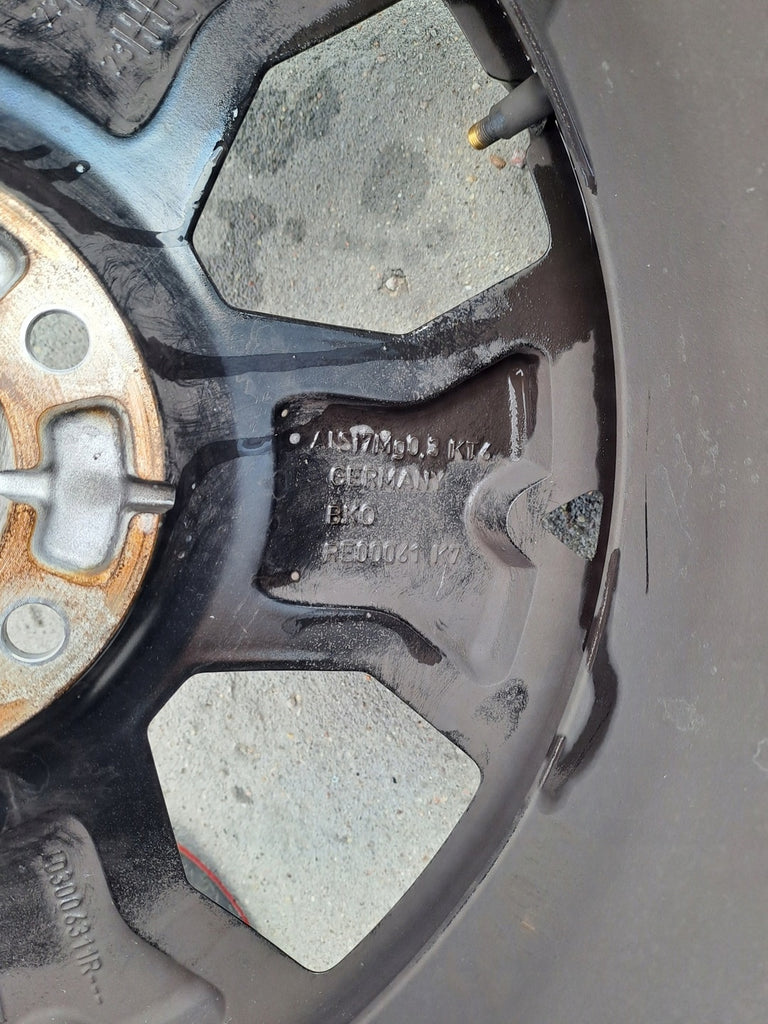 1x Alufelge 17 Zoll 6.5" 5x114.3 403006311R Dacia Rim Wheel