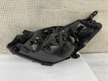 Load image into Gallery viewer, Frontscheinwerfer Toyota Yaris 811300-DJ70 Rechts Scheinwerfer Headlight SCH7553274504fb