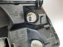 Laden Sie das Bild in den Galerie-Viewer, Frontscheinwerfer Mitsubishi Pajero I 10087420 Links Scheinwerfer Headlight SCH3659567144ms