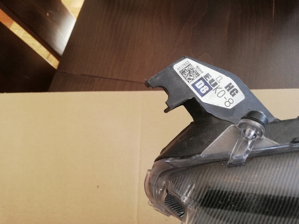 Frontscheinwerfer Toyota Yaris 81150-K008 LED Links Scheinwerfer Headlight SCH2093493677gt