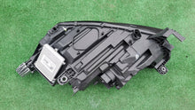 Laden Sie das Bild in den Galerie-Viewer, Frontscheinwerfer Skoda Octavia 5E4941016A LED Rechts Scheinwerfer Headlight SCH6030295574ed