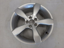 Load image into Gallery viewer, 1x Alufelge 16 Zoll 6.0&quot; 5x100 30ET Glanz Silber 8X0071496 Audi A1 Rim Wheel