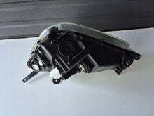 Load image into Gallery viewer, Frontscheinwerfer Honda Crv II 1EG238037-02 Ein Stück (Rechts oder Links)