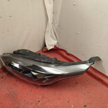 Laden Sie das Bild in den Galerie-Viewer, Frontscheinwerfer Kia Ceed 32101J7500 J792161510 Full LED Links Headlight