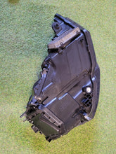 Load image into Gallery viewer, Frontscheinwerfer Audi A6 C8 4K0941035 Links Scheinwerfer Headlight