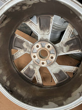 Load image into Gallery viewer, 1x Alufelge 19 Zoll 7.0" 5x112 43ET Glanz 565601025M Mg I Rim Wheel FEL9310739455pf