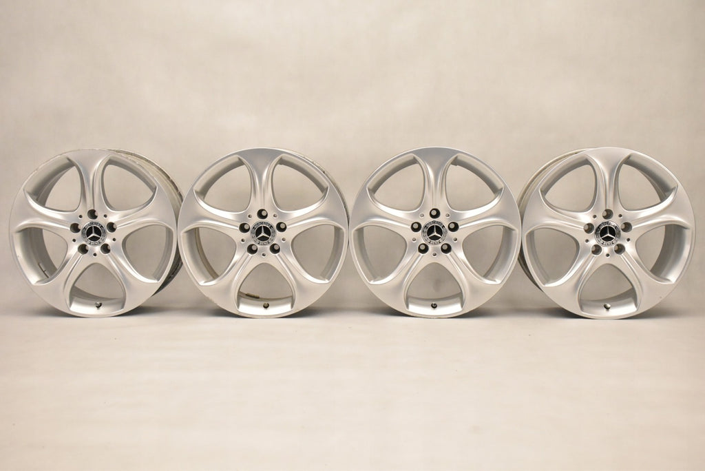 4x Alufelge 18 Zoll 7.5" 5x112 44ET Glanz Silber A2054010600 Mercedes-Benz A205 FEL5030902336cs