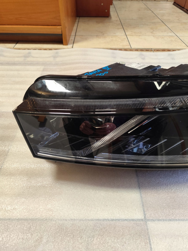 Frontscheinwerfer Skoda Octavia IV 5E4941015A Links Scheinwerfer Headlight SCH2370873204es