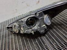 Load image into Gallery viewer, Frontscheinwerfer Ford Focus SKE60780 Rechts Scheinwerfer Headlight SCH5487245349ww