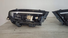 Laden Sie das Bild in den Galerie-Viewer, Frontscheinwerfer Opel Astra L 9855316680 9855316580 LED Rechts oder Links SCH1144105218di