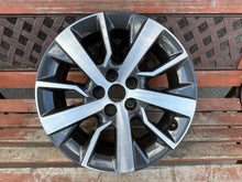 Laden Sie das Bild in den Galerie-Viewer, 1x Alufelge 17 Zoll 7.0&quot; 5x108 46ET 9806454377 Toyota Proace Verso Rim Wheel