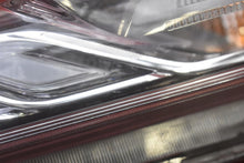 Load image into Gallery viewer, Frontscheinwerfer Hyundai Kona -1048621- Links Scheinwerfer Headlight SCH3791189092yk