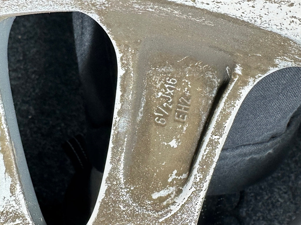 1x Alufelge 16 Zoll 6.5" 5x120 42ET 6775618 BMW E81 E87 Rim Wheel