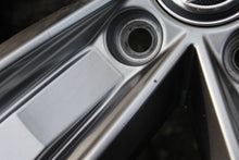 Laden Sie das Bild in den Galerie-Viewer, 4x Alufelge 19 Zoll 7.0&quot; 5x112 43ET Glanz Graphit 5NN601025 Mg Tiguan Allspace