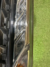 Laden Sie das Bild in den Galerie-Viewer, Frontscheinwerfer Hyundai Kona 92207-J9000 Links Scheinwerfer Headlight SCH9715595438ry