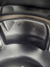 Laden Sie das Bild in den Galerie-Viewer, 1x Alufelge 18 Zoll 7.0" 5x114.3 51ET Glanz Schwarz 52910-BE350 Hyundai Kona FEL5935813547qi