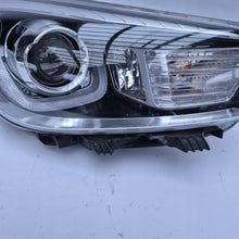 Laden Sie das Bild in den Galerie-Viewer, Frontscheinwerfer Kia Rio IV 92102-H8 Rechts Scheinwerfer Headlight SCH5375317610qm
