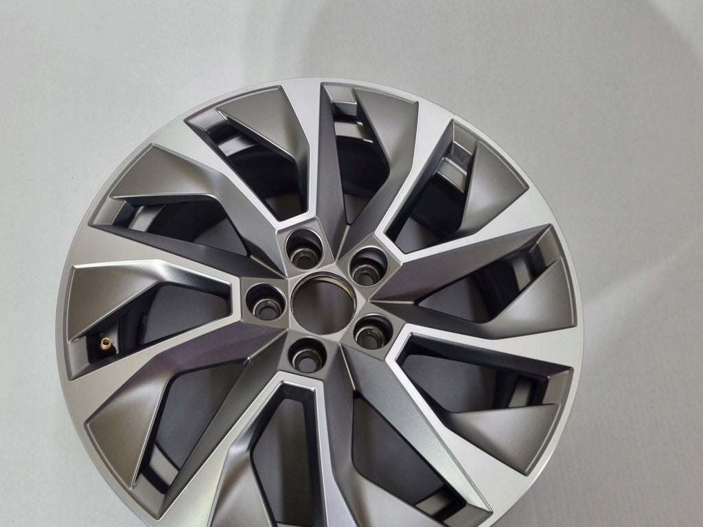 1x Alufelge 16 Zoll 7.0" 5x100 46ET 6V0601025B Skoda Fabia Iii Rim Wheel