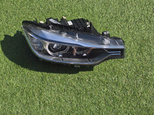Laden Sie das Bild in den Galerie-Viewer, Frontscheinwerfer BMW 3 F30 F31 6311-7259526 Rechts Scheinwerfer Headlight SCH7803507884tk