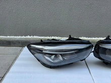 Laden Sie das Bild in den Galerie-Viewer, Frontscheinwerfer Mercedes-Benz W247 A2479062503 LED Ein Satz Headlight SCH1483622346ky
