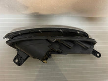 Laden Sie das Bild in den Galerie-Viewer, Frontscheinwerfer Citroën 9820877780 LED Links Scheinwerfer Headlight