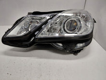 Laden Sie das Bild in den Galerie-Viewer, Frontscheinwerfer Mercedes-Benz W212 A2128201961 A2128205061 Xenon Ein Satz SCH8759104826ls