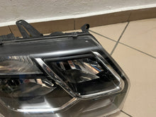 Laden Sie das Bild in den Galerie-Viewer, Frontscheinwerfer Dacia Duster Rechts Scheinwerfer Headlight SCH3370340330im