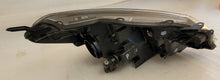Load image into Gallery viewer, Frontscheinwerfer Toyota Yaris Links Scheinwerfer Headlight