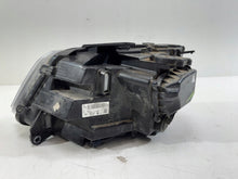 Laden Sie das Bild in den Galerie-Viewer, Frontscheinwerfer VW Amarok 2H3941032 Xenon Rechts Scheinwerfer Headlight SCH5614606757gi
