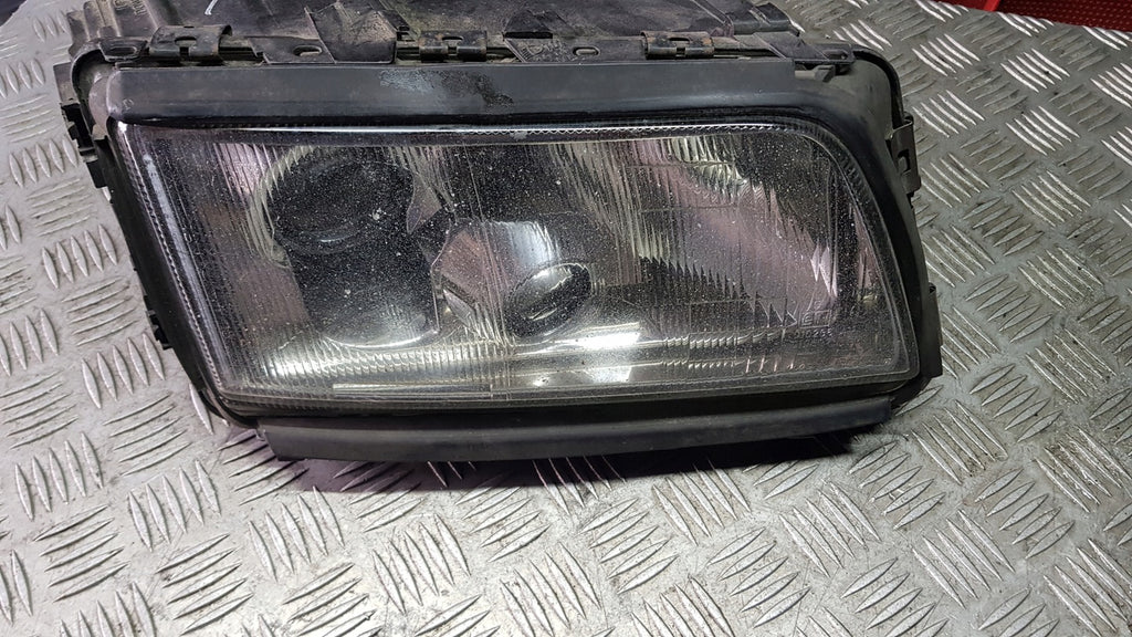 Frontscheinwerfer Audi A8 1301073016 Xenon Rechts Scheinwerfer Headlight