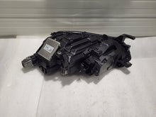 Laden Sie das Bild in den Galerie-Viewer, Frontscheinwerfer Skoda Octavia IV 5E4941016A LED Rechts Scheinwerfer Headlight SCH6655044815rh