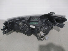 Laden Sie das Bild in den Galerie-Viewer, Frontscheinwerfer Mitsubishi Outlander III 8301C1-98 Rechts Headlight