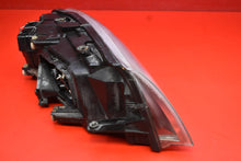 Laden Sie das Bild in den Galerie-Viewer, Frontscheinwerfer Skoda Superb 246749L Links Scheinwerfer Headlight SCH5991008572jd