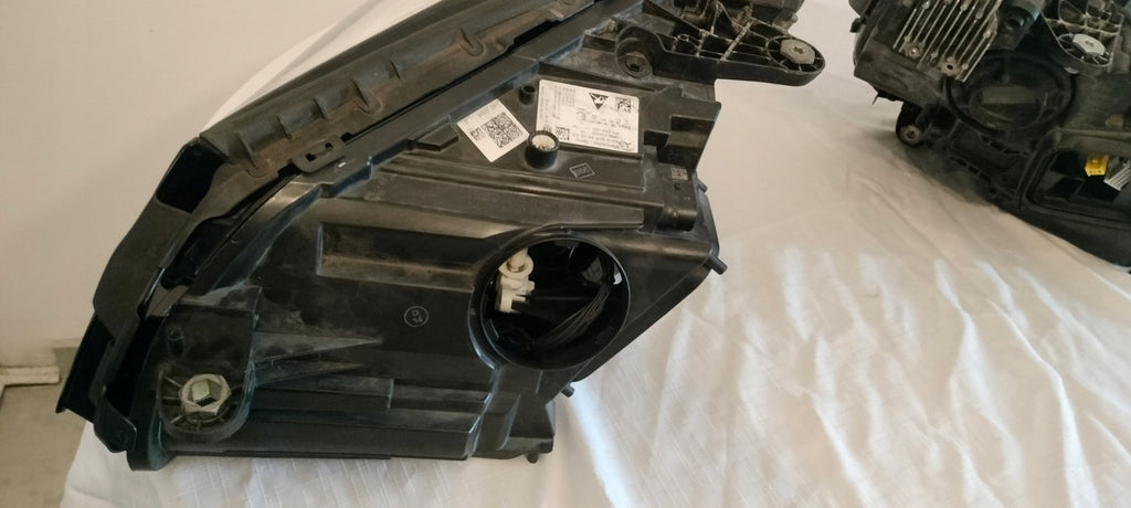 Frontscheinwerfer Mercedes-Benz W205 A2059068605KZ Ein Satz Headlight SCH1055157719mz