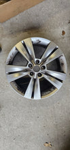 Load image into Gallery viewer, 1x Alufelge 18 Zoll 7.0" 5x112 Silber 57A601025M Skoda Karoq Rim Wheel FEL2625933245er