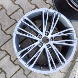 1x Alufelge 19 Zoll 8.5