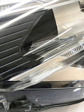 Load image into Gallery viewer, Frontscheinwerfer BMW X1 F48 Fabia IV 7193708-03 Full LED Rechts oder Links SCH2380861148hm