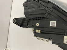 Laden Sie das Bild in den Galerie-Viewer, Frontscheinwerfer Mercedes-Benz Gle V167 A1679064104 Rechts oder Links