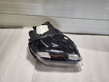 Laden Sie das Bild in den Galerie-Viewer, Frontscheinwerfer Porsche Taycan 9J1941032H Rechts Scheinwerfer Headlight SCH8949976892iu