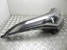 Laden Sie das Bild in den Galerie-Viewer, Frontscheinwerfer Toyota C-Hr 81110-F4011 Rechts Scheinwerfer Headlight SCH5626395357gt
