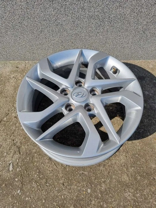 1x Alufelge 16 Zoll 6.5" 5x114.3 45ET 52910-D7110 Hyundai Tucson Rim Wheel