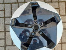 Laden Sie das Bild in den Galerie-Viewer, 1x Alufelge 20 Zoll 8.0" 5x112 47ET Glanz 11A601025T VW I Rim Wheel FEL3755794000vb